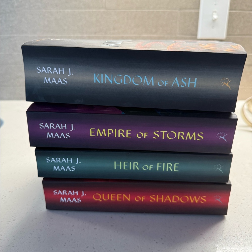Throne of Glass Book Bundle